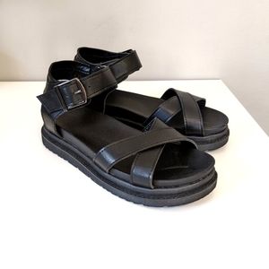 All Black Platform Strappy Sandals